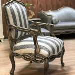 مبل کلاسیک پیچک